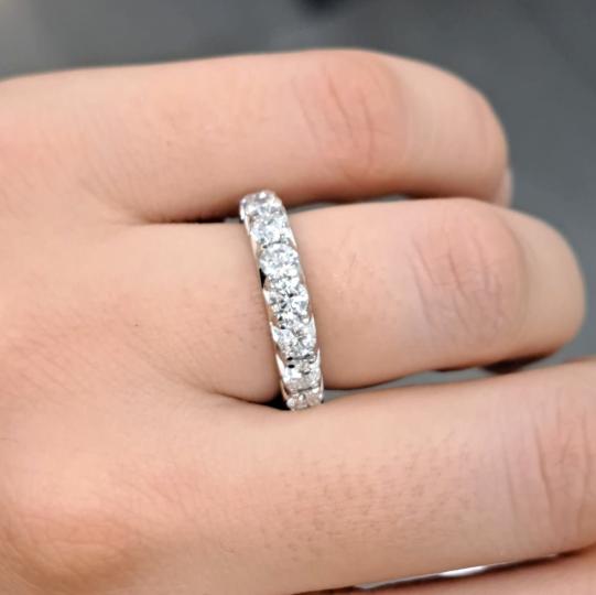 3-25-carat-natural-round-diamonds-claw-set-full-eternity-ring
