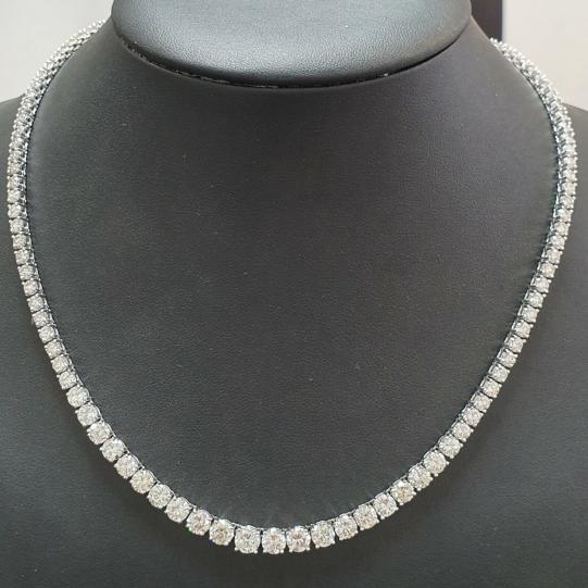 29-00-carat-round-diamond-graduated-tennis-necklace-in-18k-white-gold