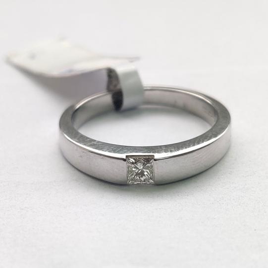 f-vs-0-30-ct-natural-princess-cut-diamond-tension-set-engagement-ring-in-18k-white-gold